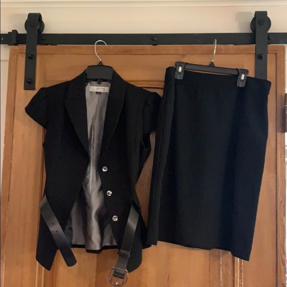 2 piece women’s suit